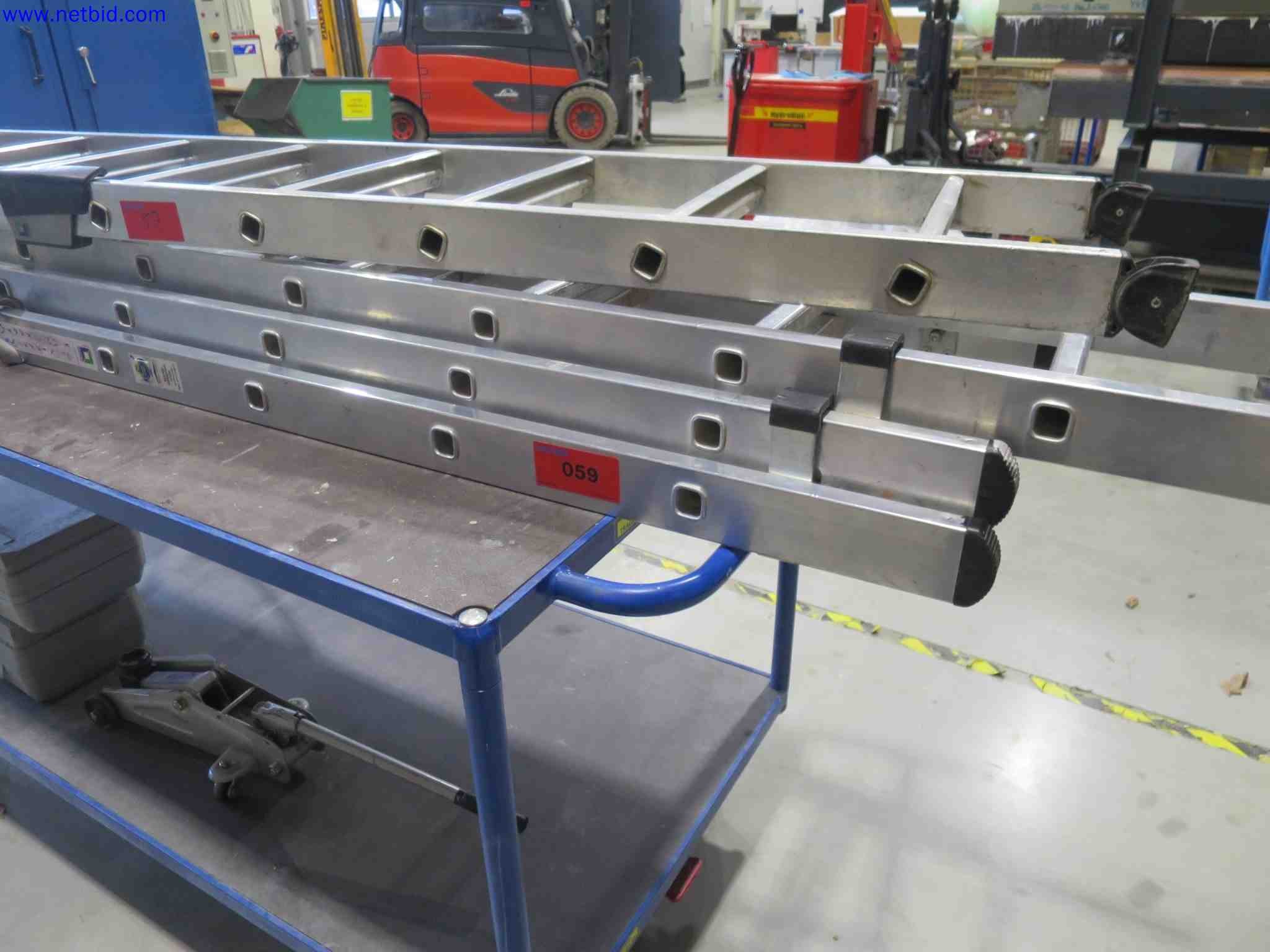 Machines CNC bien entretenues destinées à la fabrication de pièces métalliques de précision-2