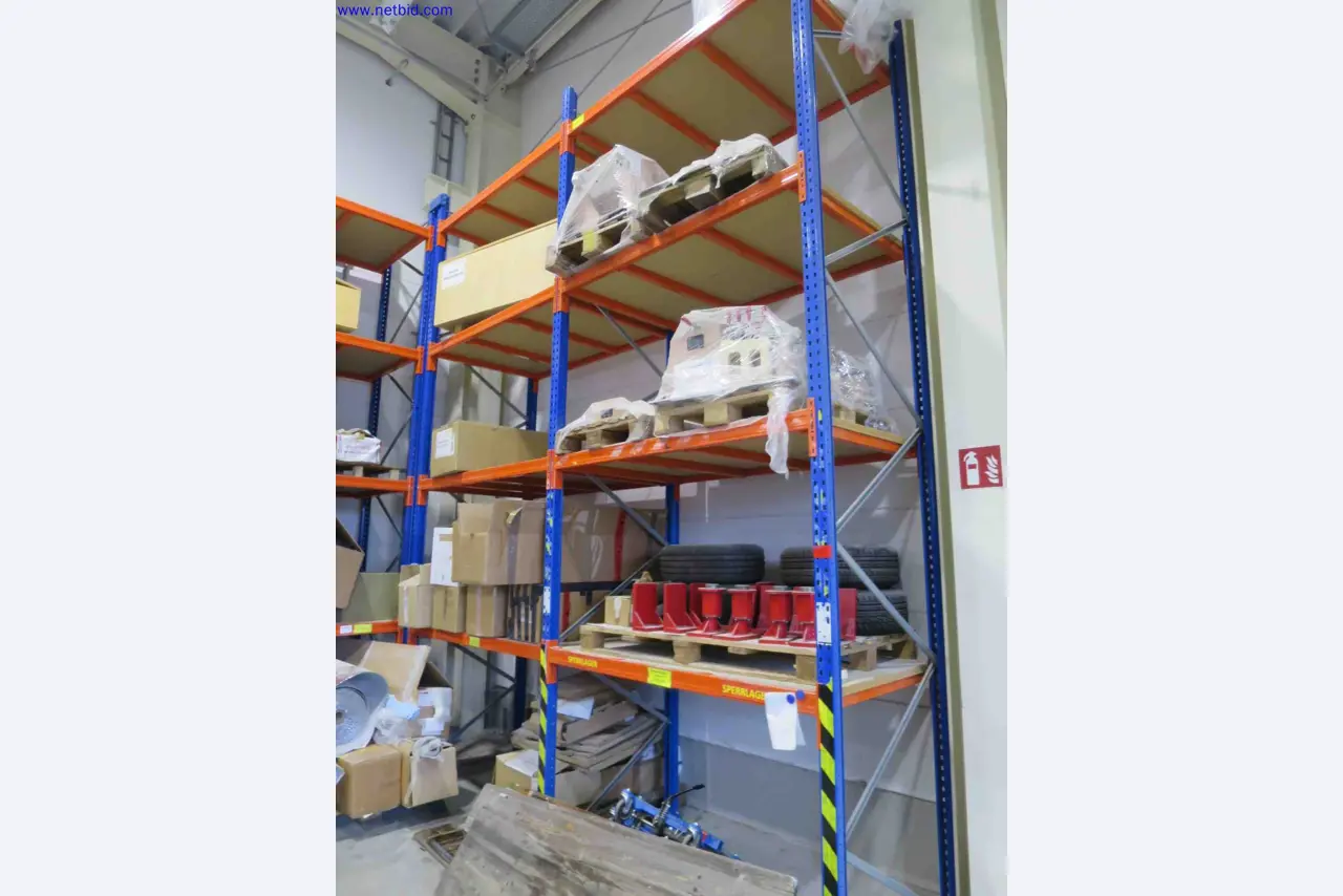 Machines CNC bien entretenues destinées à la fabrication de pièces métalliques de précision-1
