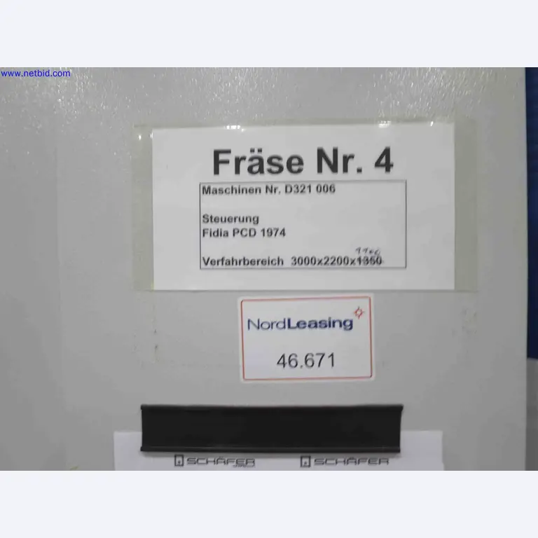 Machines CNC bien entretenues destinées à la fabrication de pièces métalliques de précision-10