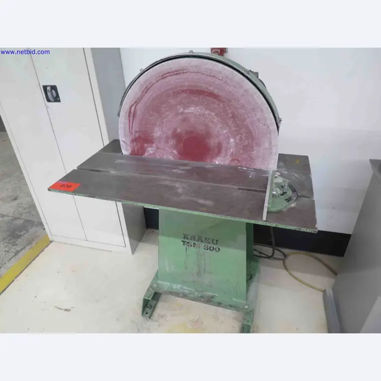 Machines CNC bien entretenues destinées à la fabrication de pièces métalliques de précision-2