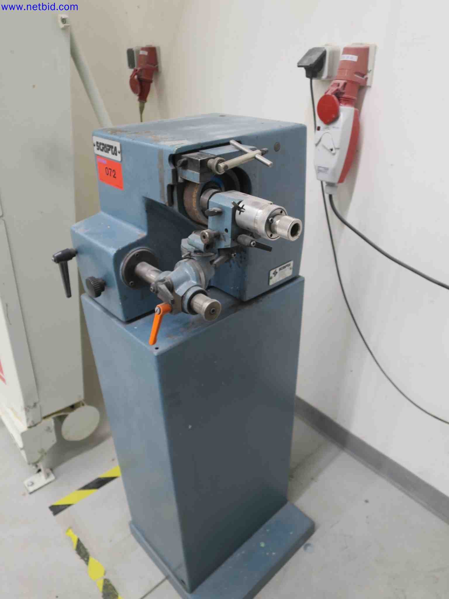Máquinas CNC en buen estado para la fabricación de componentes metálicos de precisión-2