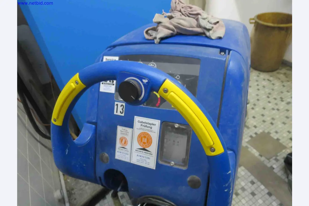 Máquinas CNC en buen estado para la fabricación de componentes metálicos de precisión-2