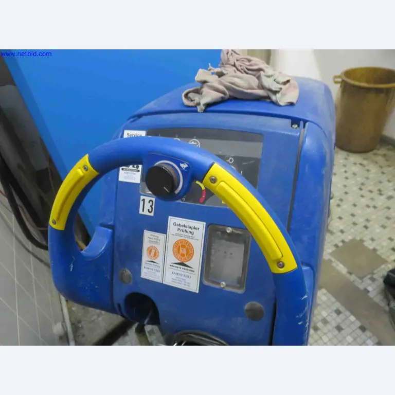 Máquinas CNC en buen estado para la fabricación de componentes metálicos de precisión-2