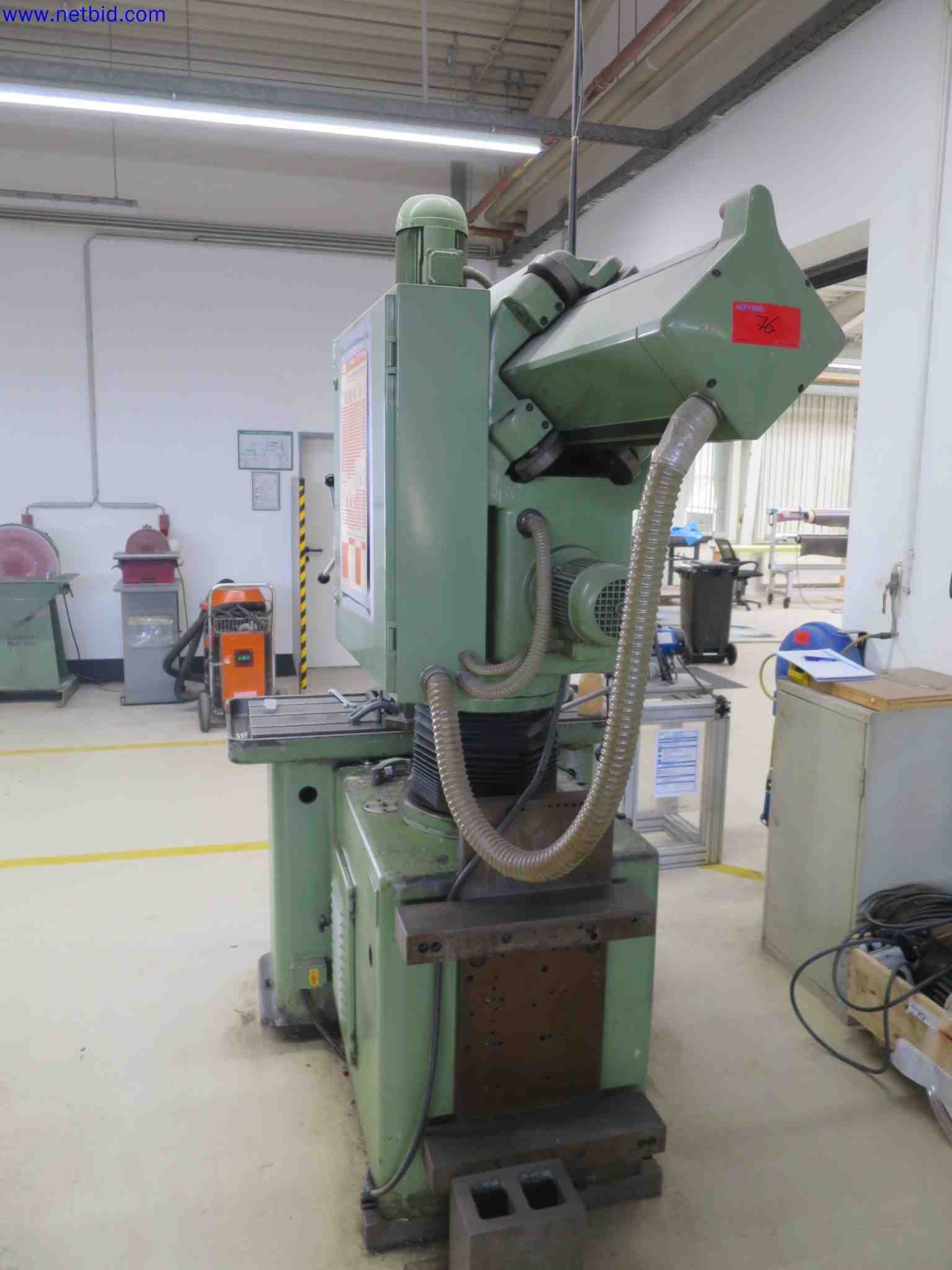 Máquinas CNC en buen estado para la fabricación de componentes metálicos de precisión-4