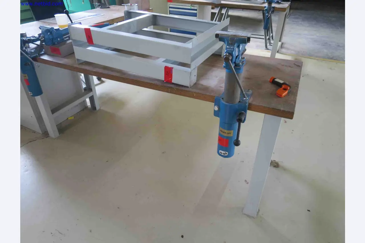 Máquinas CNC en buen estado para la fabricación de componentes metálicos de precisión-1