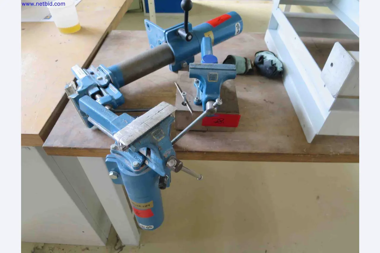 Máquinas CNC en buen estado para la fabricación de componentes metálicos de precisión-2