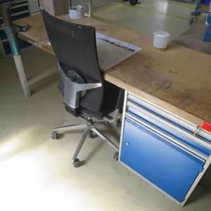 2 Workbenches Garant