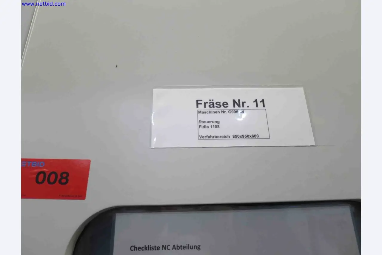 Machines CNC bien entretenues destinées à la fabrication de pièces métalliques de précision-9