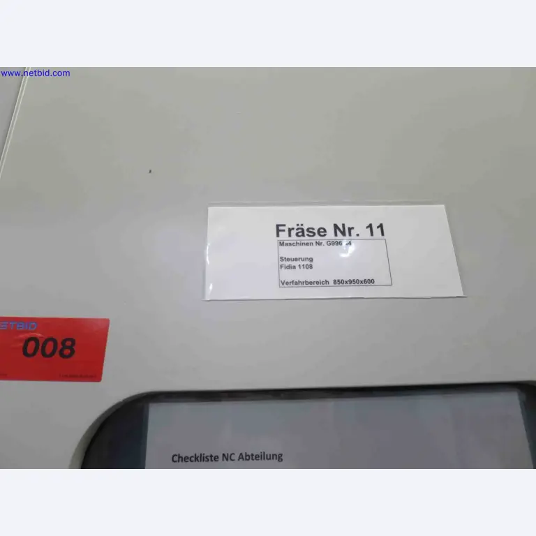 Machines CNC bien entretenues destinées à la fabrication de pièces métalliques de précision-9