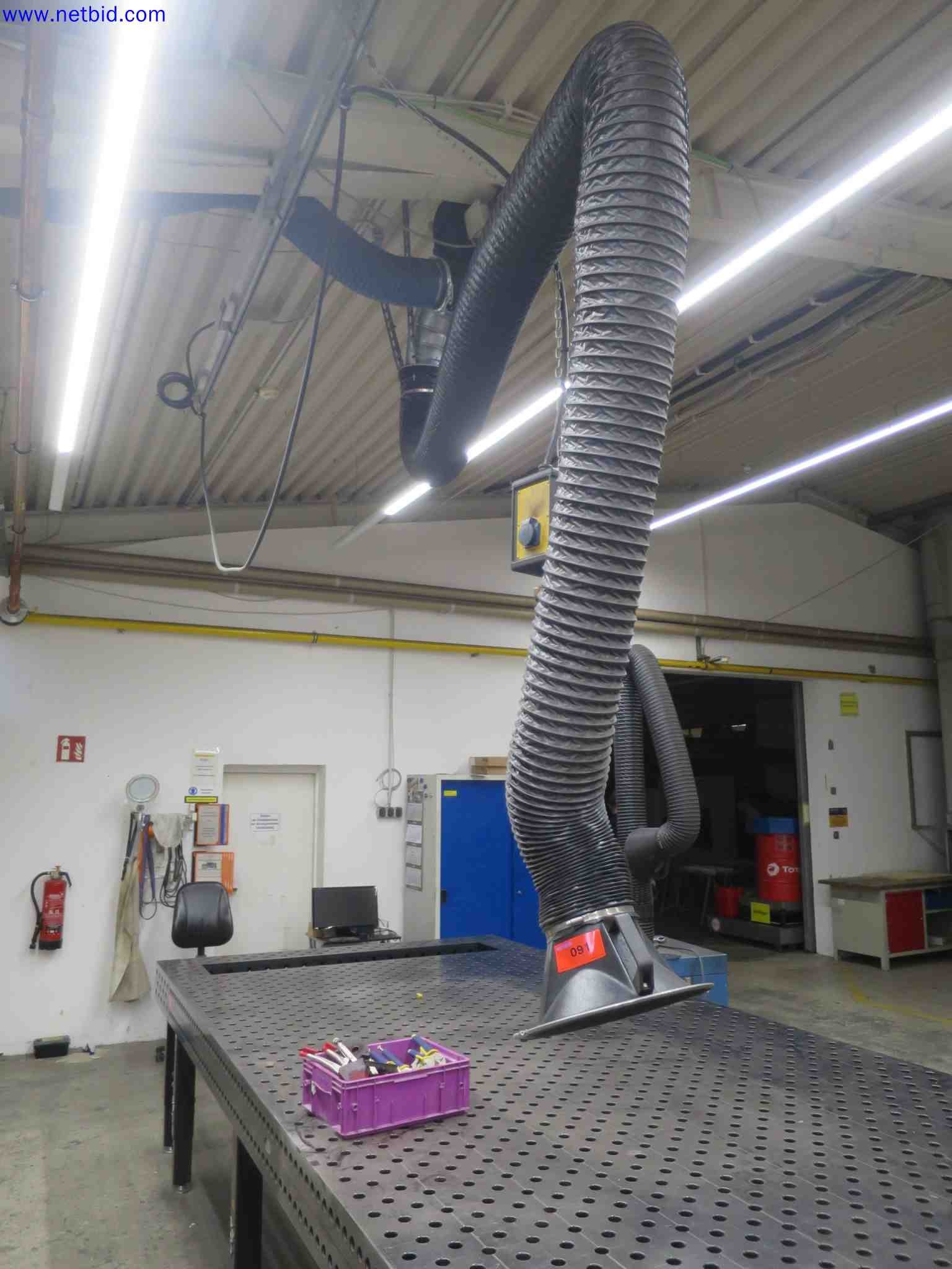 Machines CNC bien entretenues destinées à la fabrication de pièces métalliques de précision-1