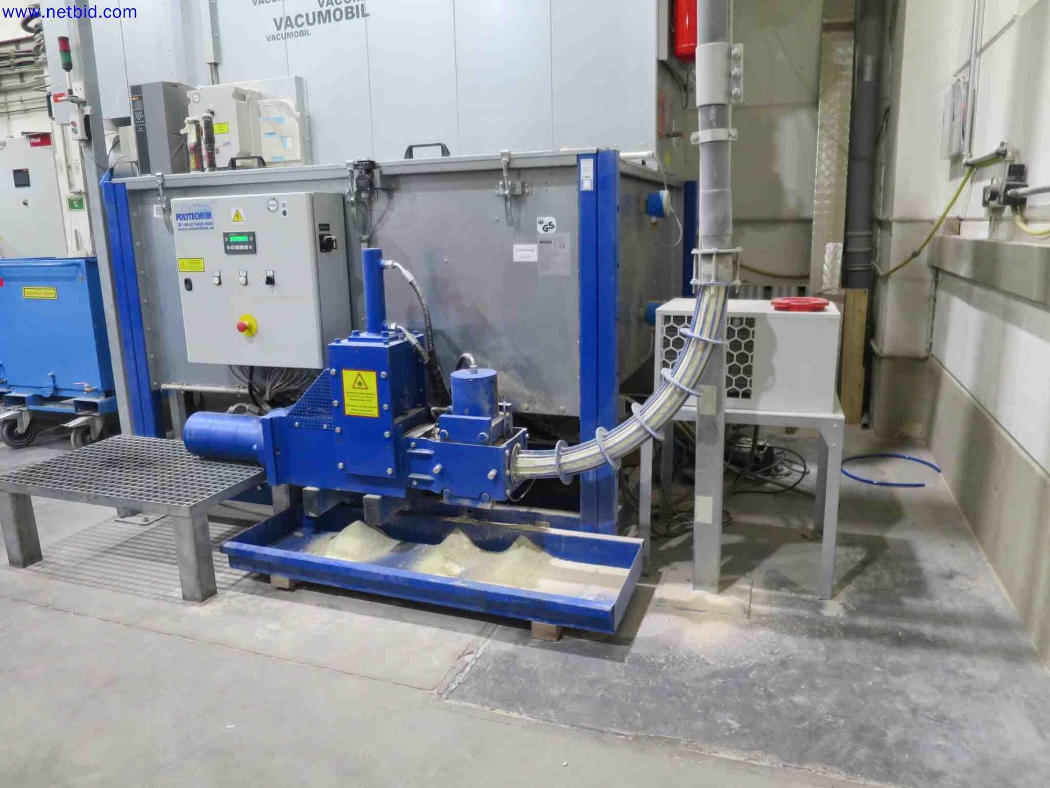 Machines CNC bien entretenues destinées à la fabrication de pièces métalliques de précision-5