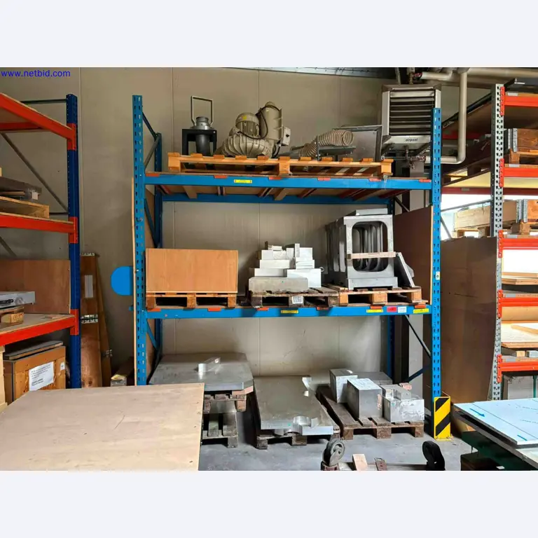 Machines CNC bien entretenues destinées à la fabrication de pièces métalliques de précision-1