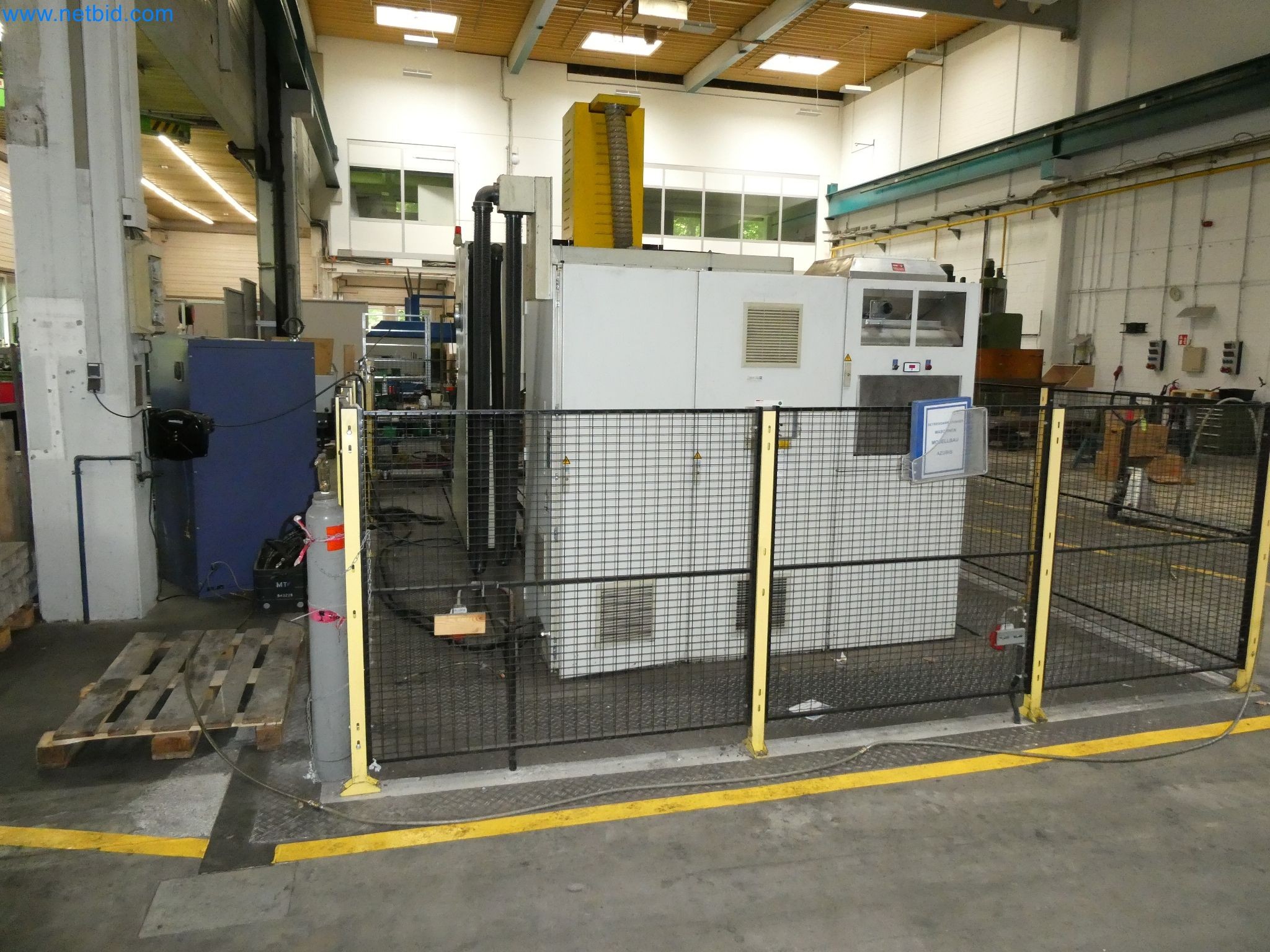 High-tech stroje pro výrobu prototypů, modelů a forem (automobilový průmysl)-3