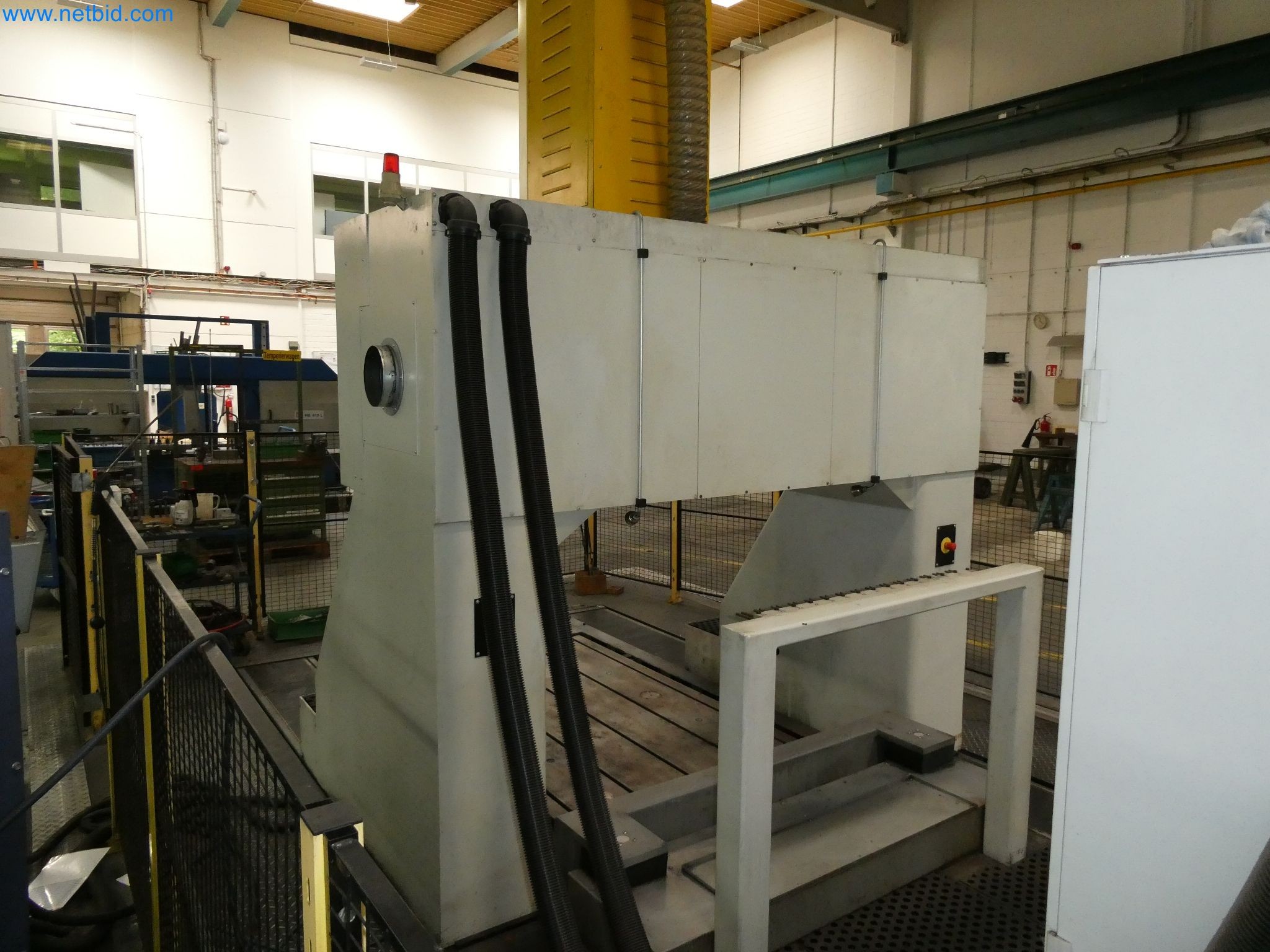 High-tech stroje pro výrobu prototypů, modelů a forem (automobilový průmysl)-4