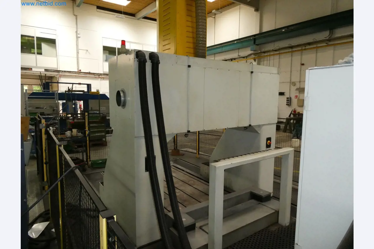 High-tech machinery for prototyping, model making, mold making (automotive)-4