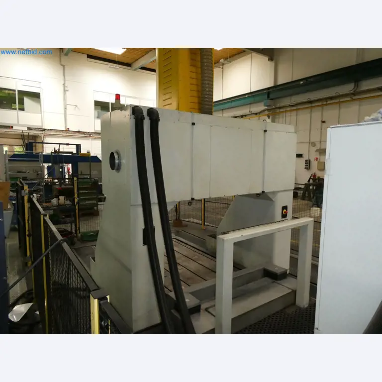 High-tech machinery for prototyping, model making, mold making (automotive)-4