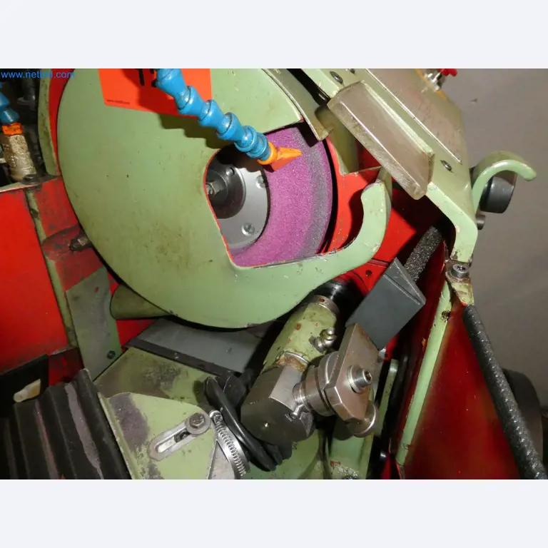 High-tech machinery for prototyping, model making, mold making (automotive)-4