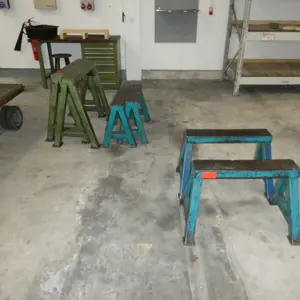 1 Posten Podpěrné konzoly