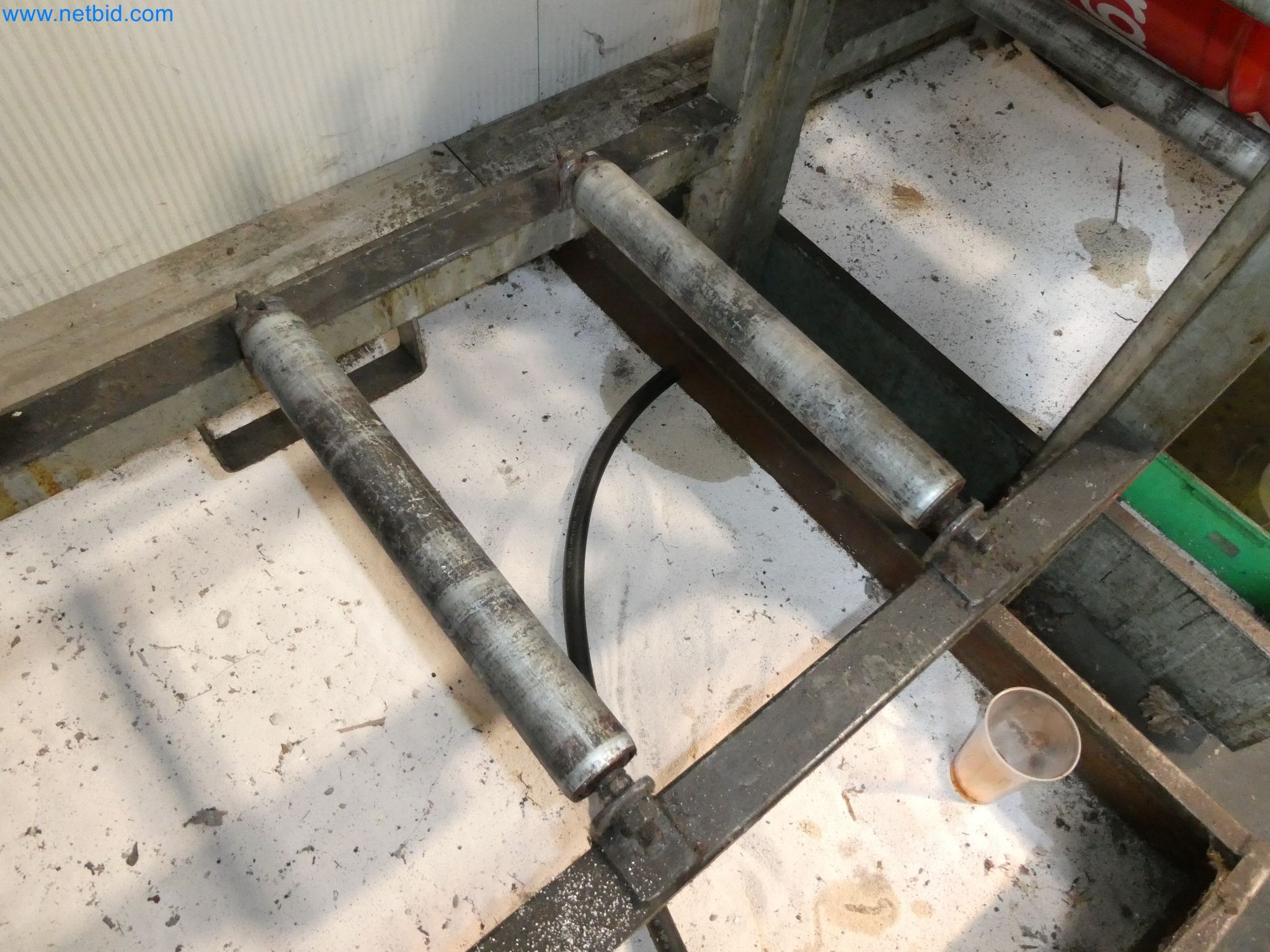 High-tech machinery for prototyping, model making, mold making (automotive)-2