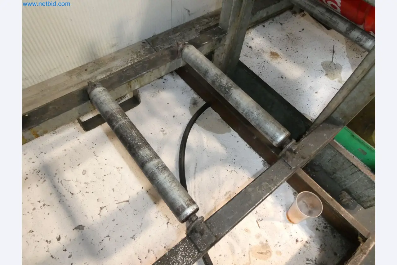 High-tech machinery for prototyping, model making, mold making (automotive)-2