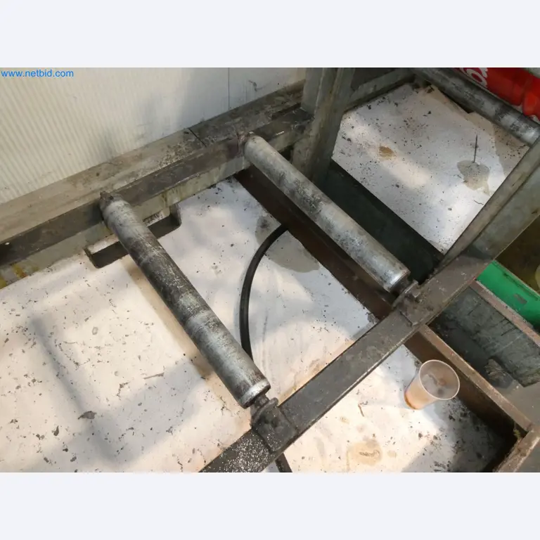 High-tech machinery for prototyping, model making, mold making (automotive)-2