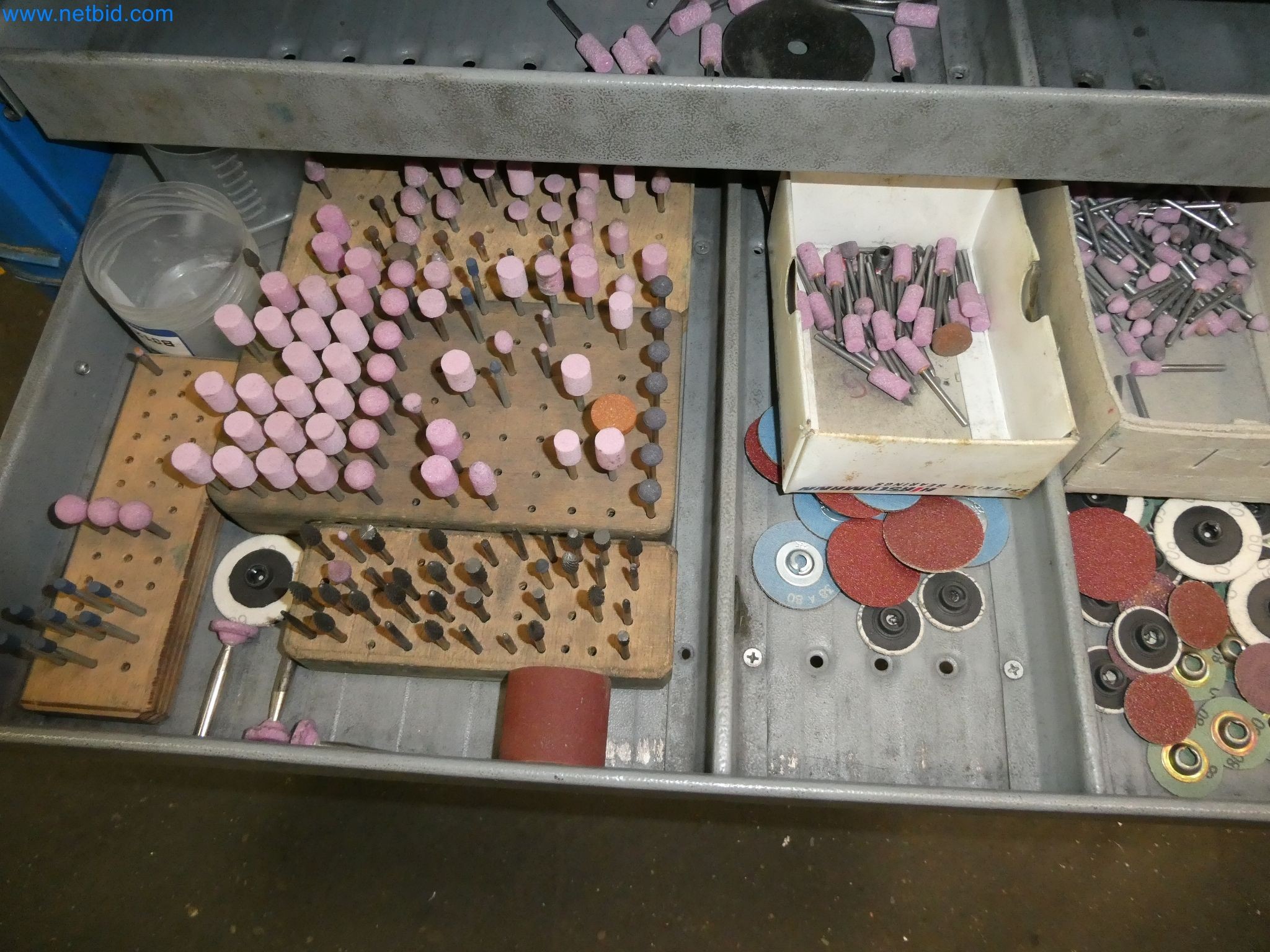 High-tech machinery for prototyping, model making, mold making (automotive)-3