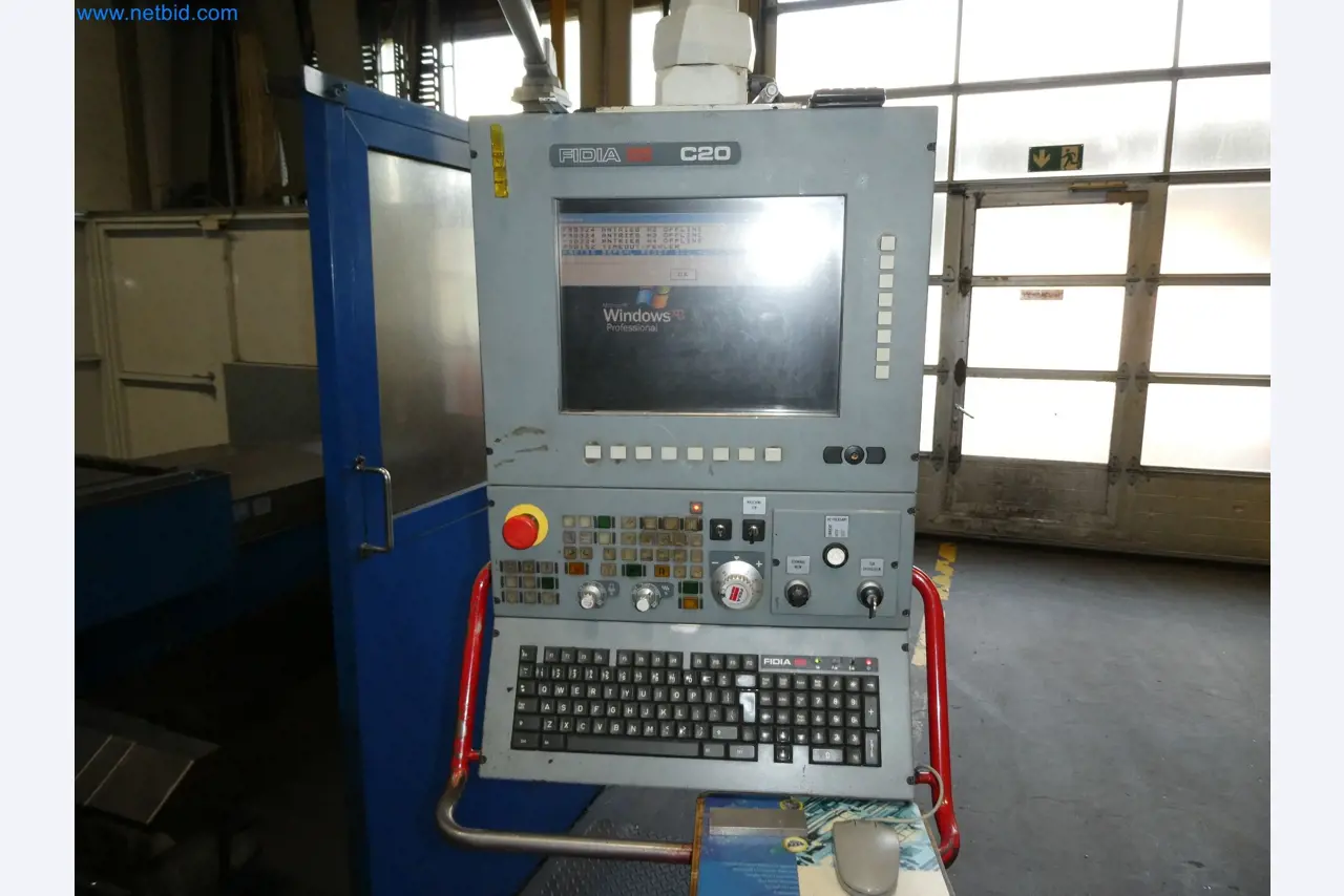 High-tech machinery for prototyping, model making, mold making (automotive)-8