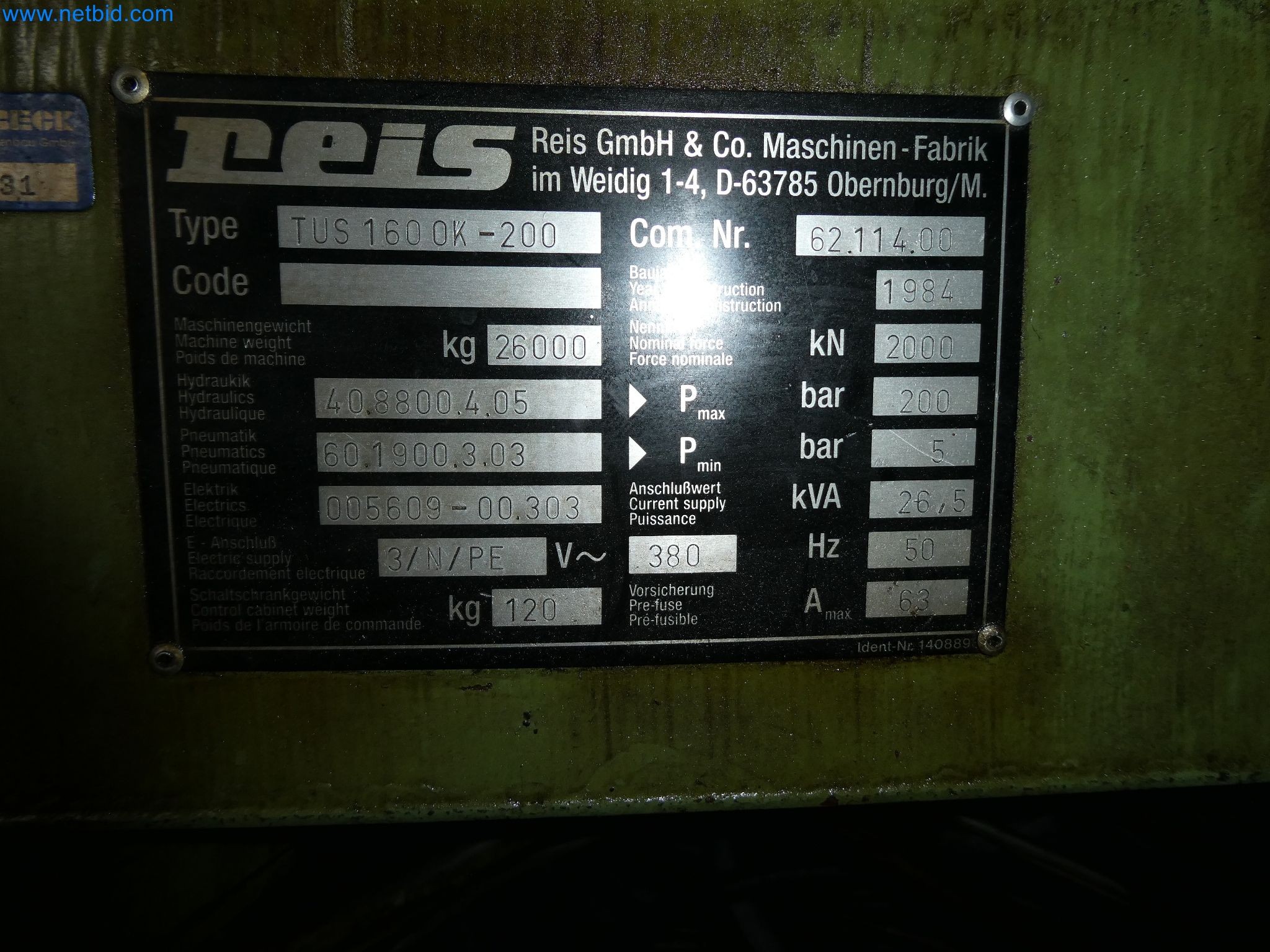 High-tech machinery for prototyping, model making, mold making (automotive)-10