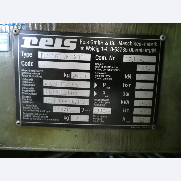 High-tech machinery for prototyping, model making, mold making (automotive)-11