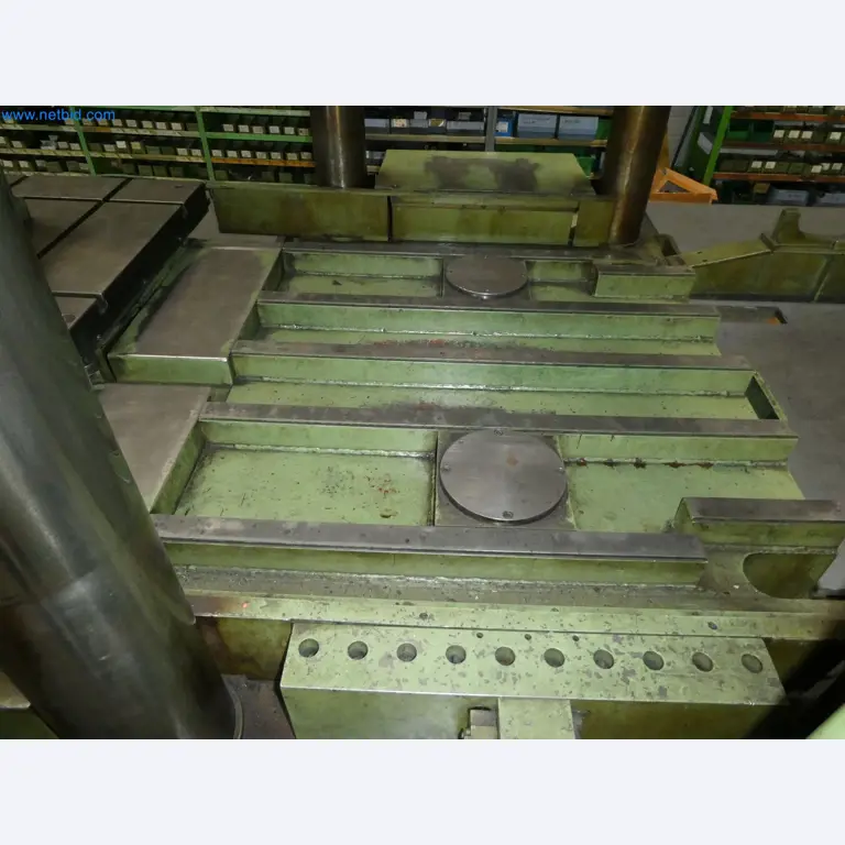 High-tech machinery for prototyping, model making, mold making (automotive)-4