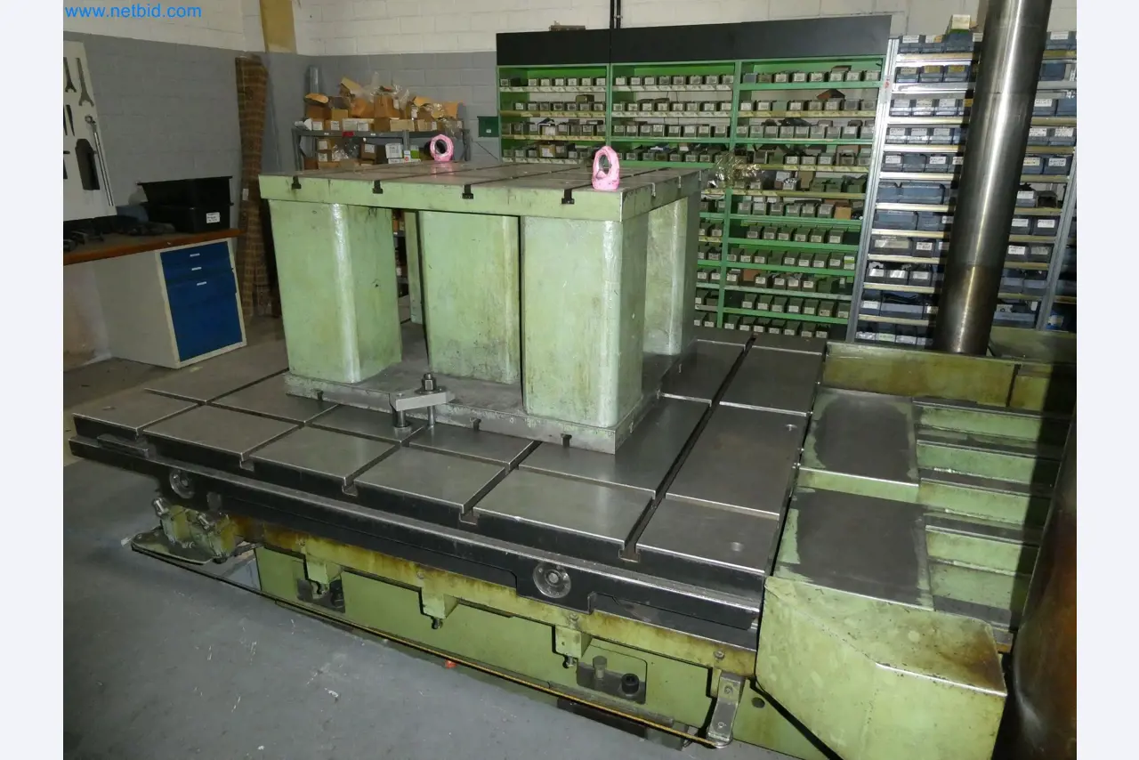 High-tech machinery for prototyping, model making, mold making (automotive)-5