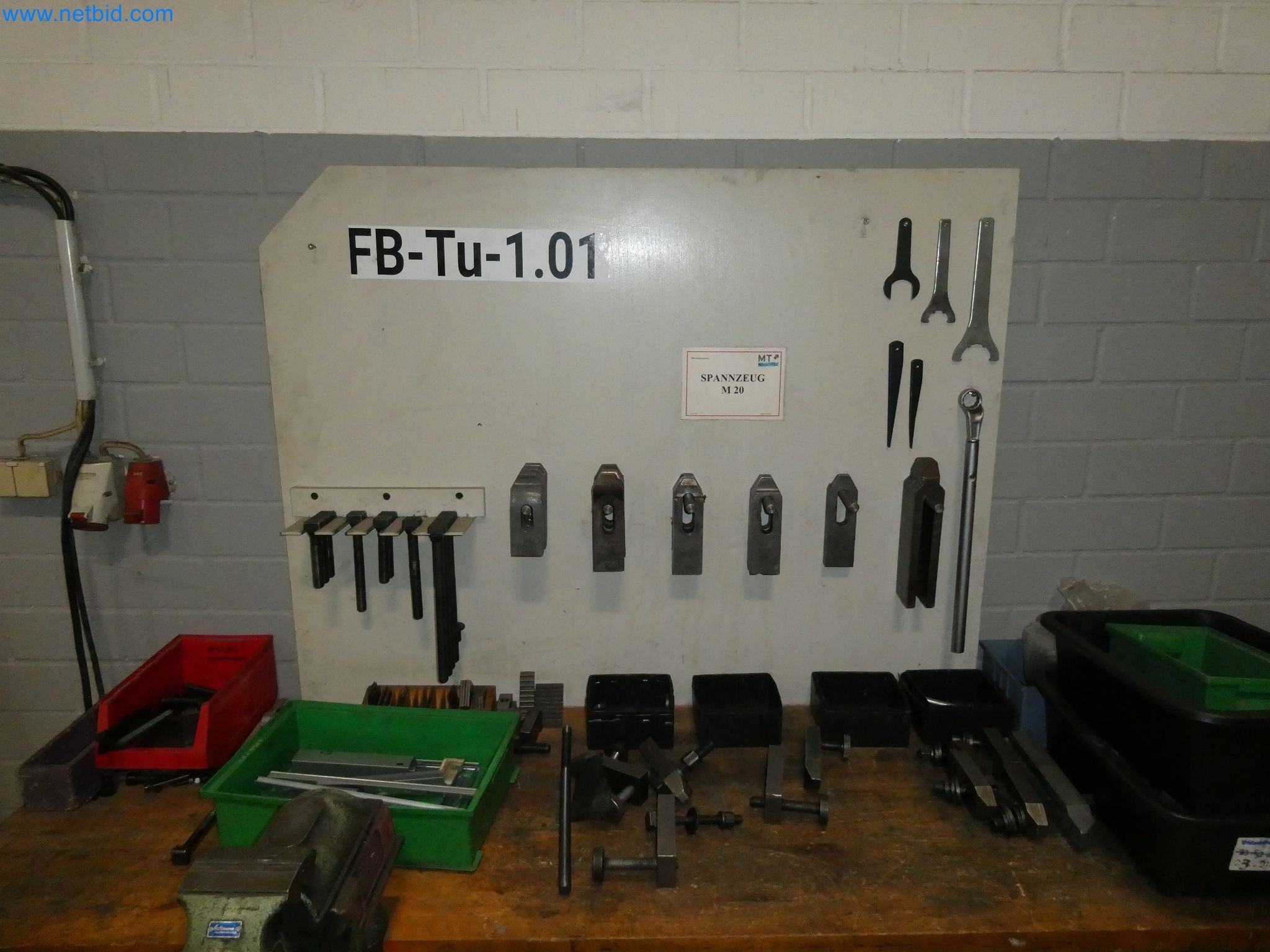 High-tech machinery for prototyping, model making, mold making (automotive)-8