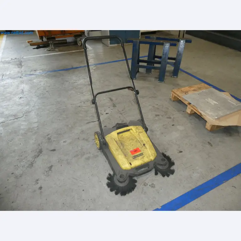 High-tech machinery for prototyping, model making, mold making (automotive)-1