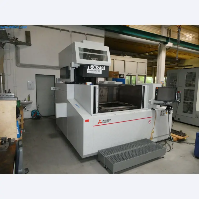 High-tech machinery for prototyping, model making, mold making (automotive)-2