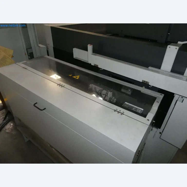 High-tech machinery for prototyping, model making, mold making (automotive)-4