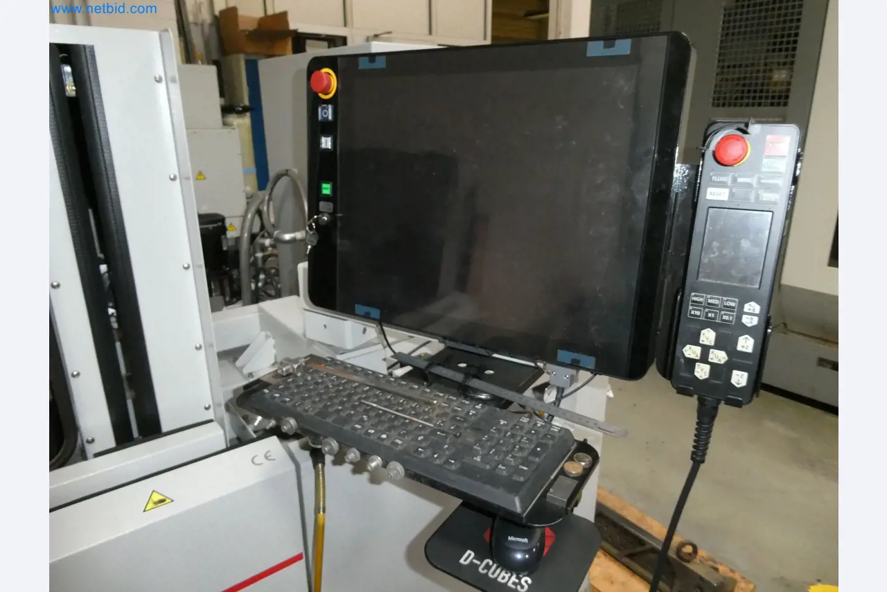 High-tech machinery for prototyping, model making, mold making (automotive)-9