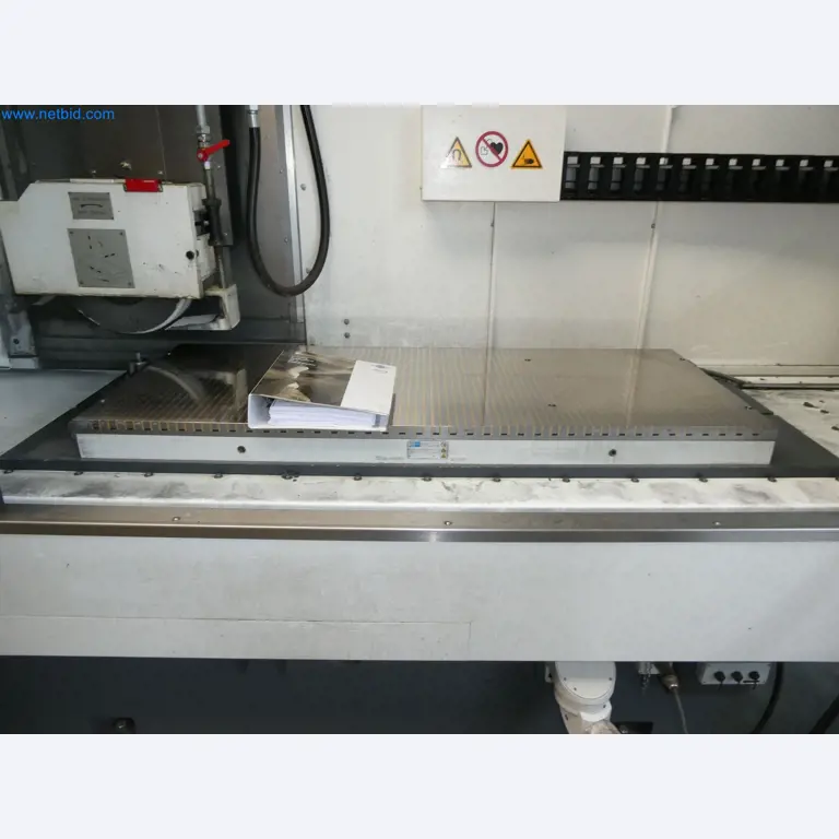 High-tech machinery for prototyping, model making, mold making (automotive)-4
