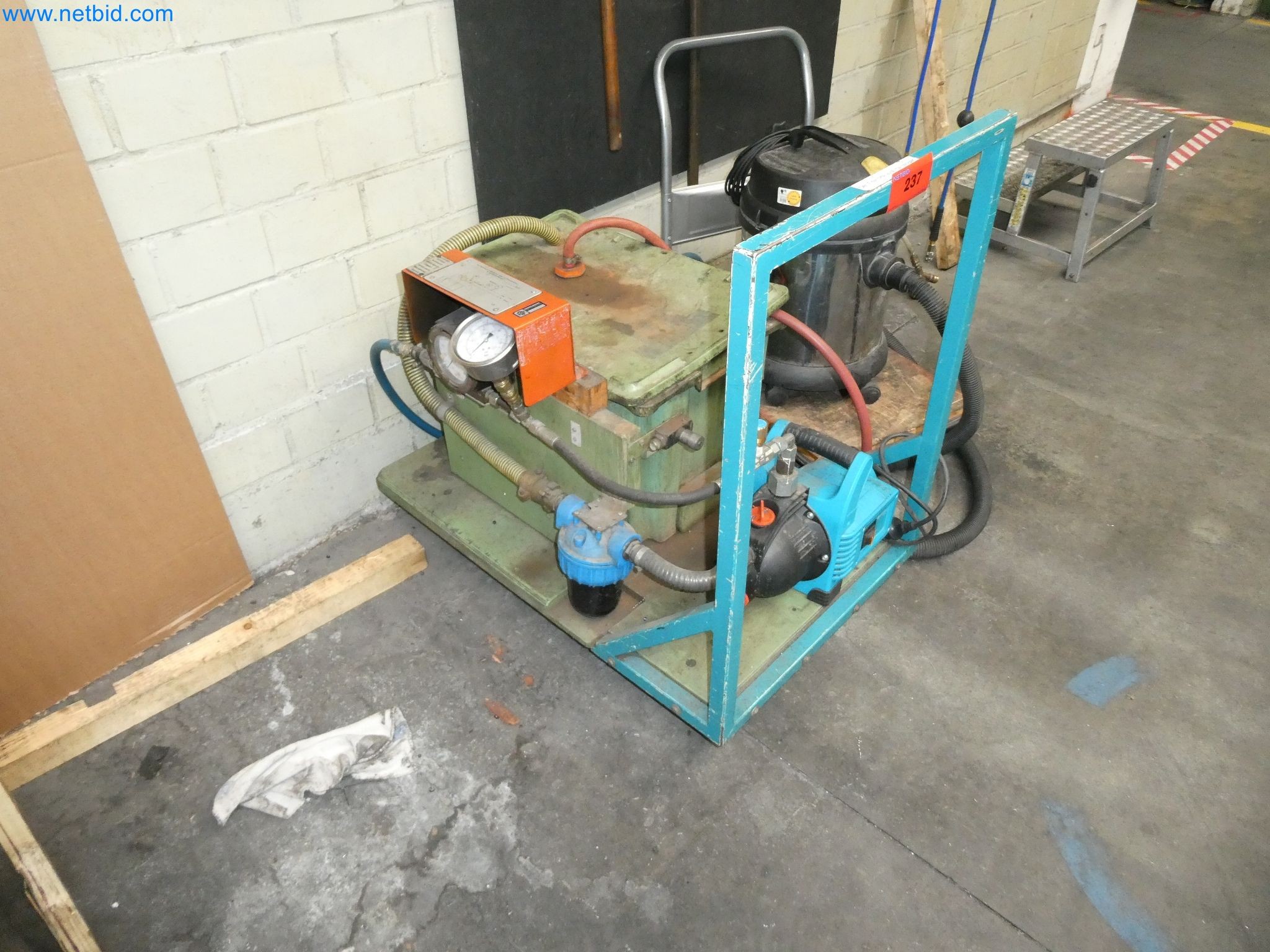 Maquinaria de alta tecnología para creación de prototipos, fabricación de modelos y moldes (automoción)-1