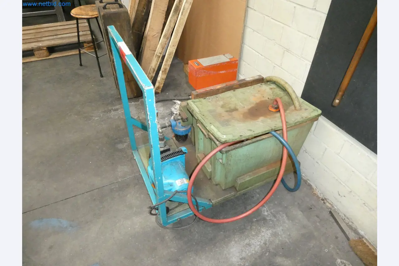 High-tech machinery for prototyping, model making, mold making (automotive)-2