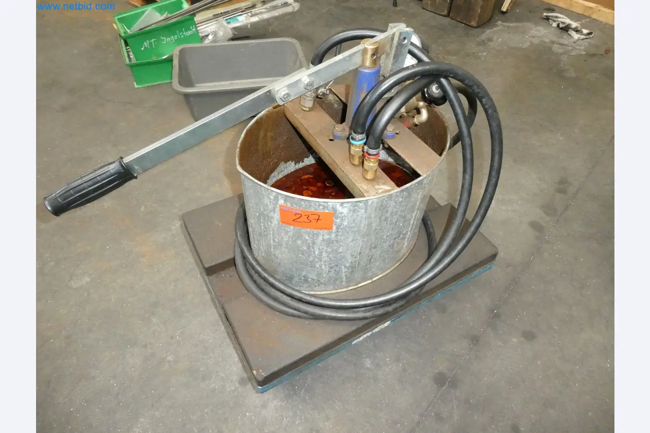 High-tech machinery for prototyping, model making, mold making (automotive)-5