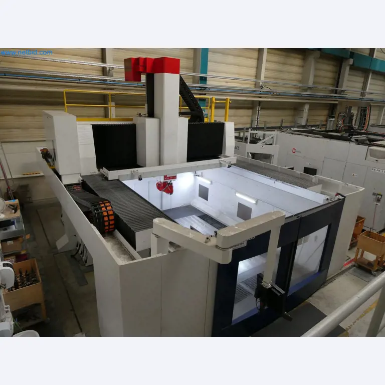 High-tech machinery for prototyping, model making, mold making (automotive)-14