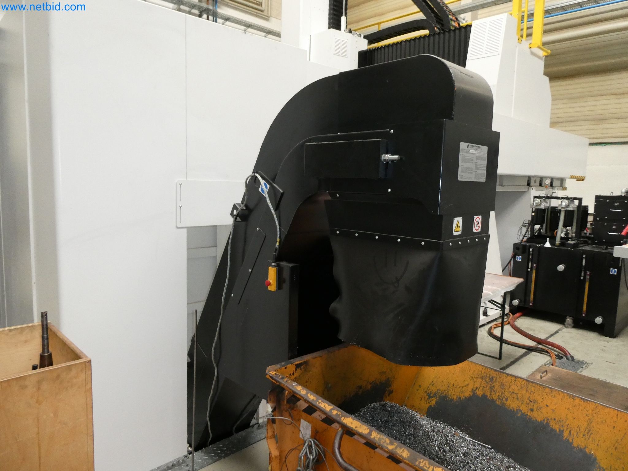 Maquinaria de alta tecnología para creación de prototipos, fabricación de modelos y moldes (automoción)-9