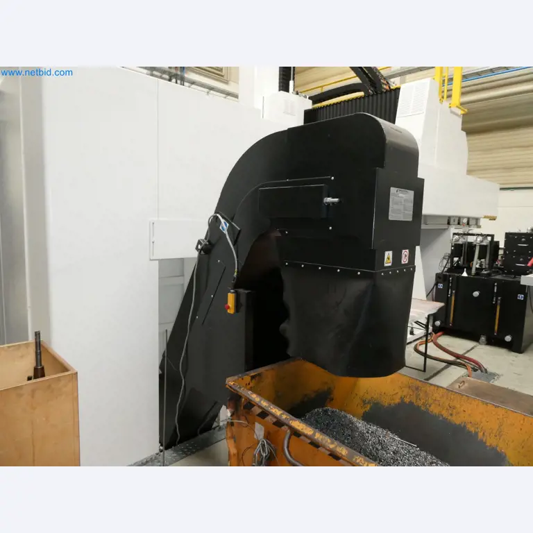 High-tech machinery for prototyping, model making, mold making (automotive)-9