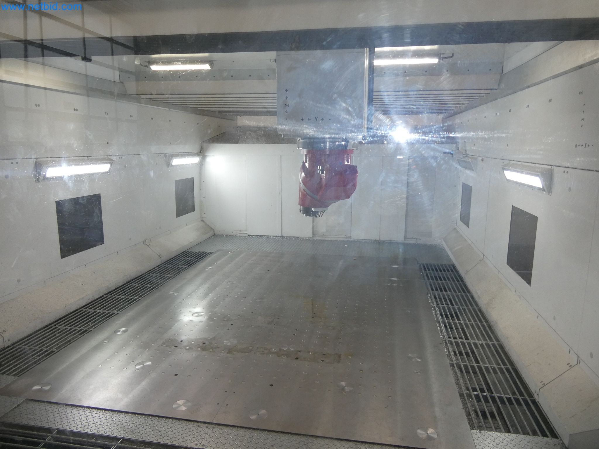 High-tech machinery for prototyping, model making, mold making (automotive)-2