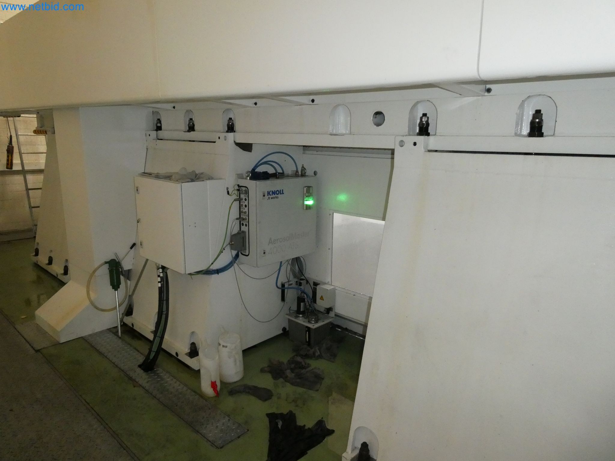 High-tech machinery for prototyping, model making, mold making (automotive)-4