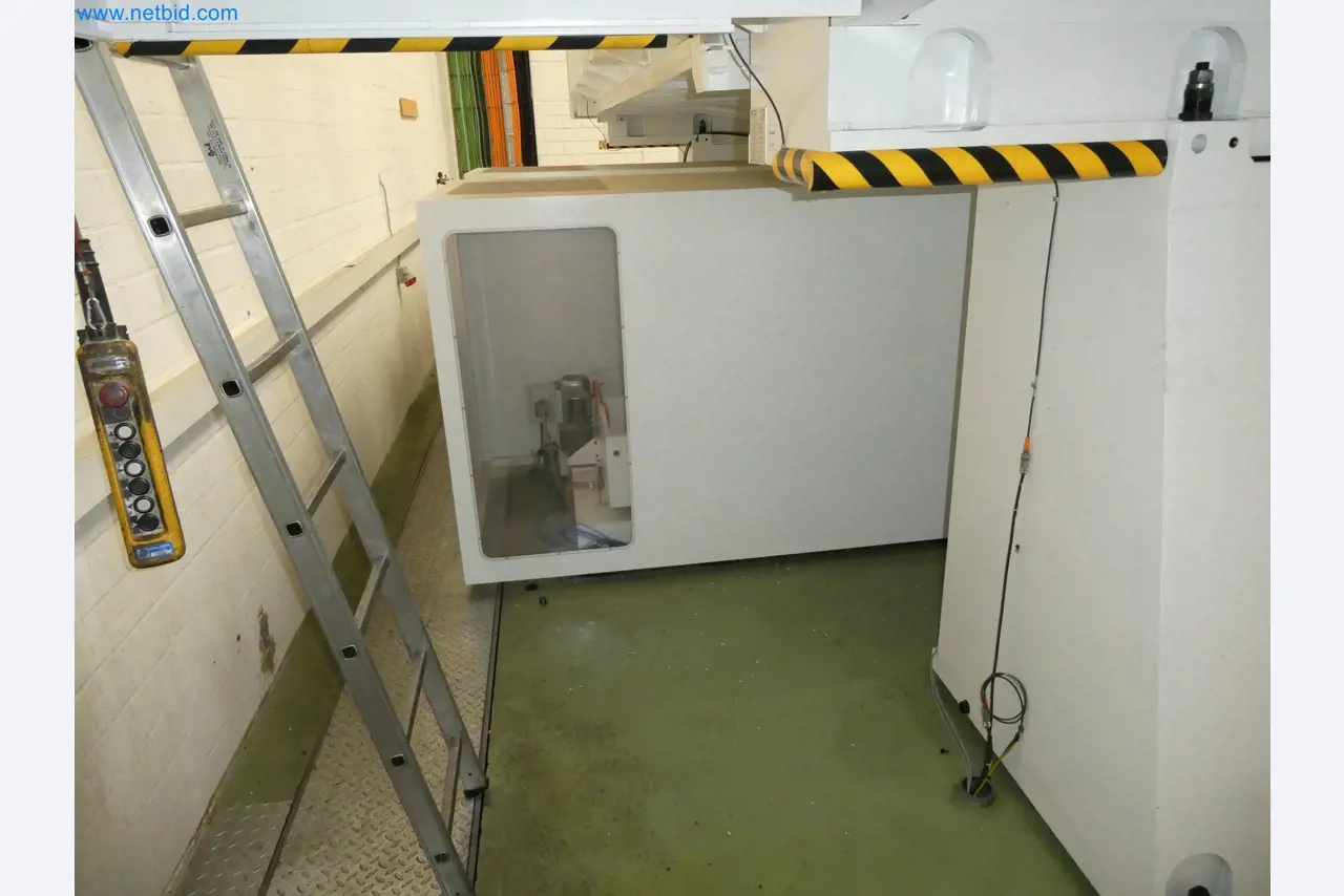 High-tech machinery for prototyping, model making, mold making (automotive)-5