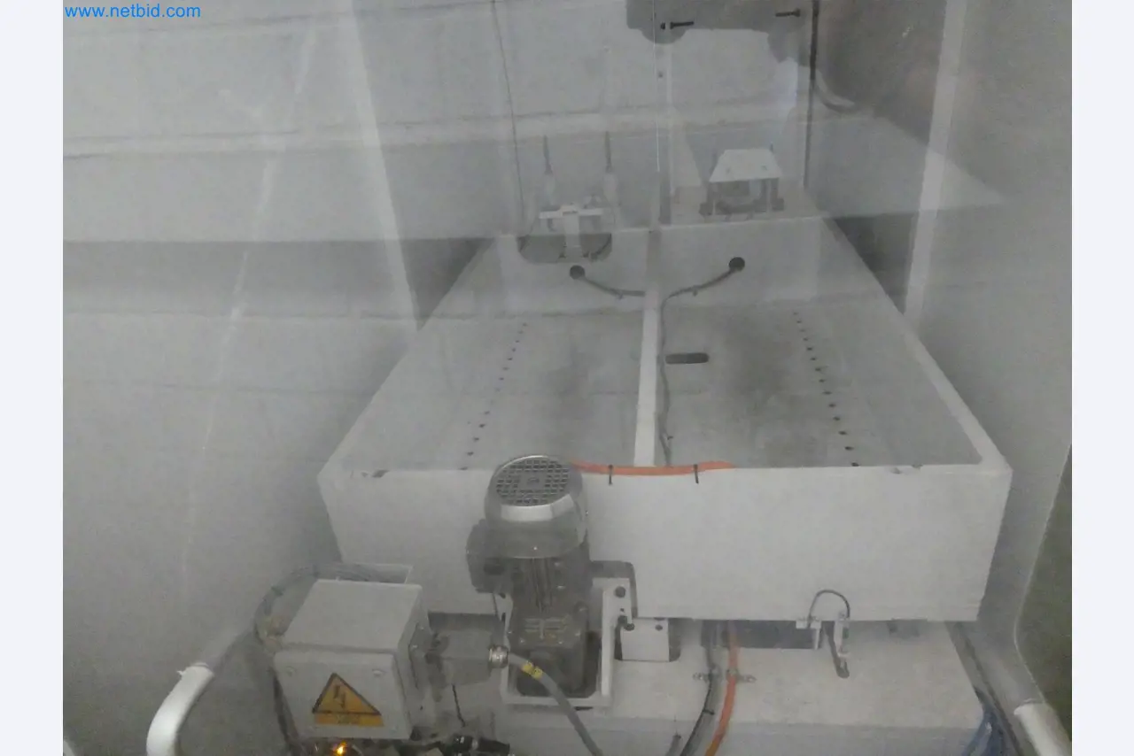 High-tech machinery for prototyping, model making, mold making (automotive)-6