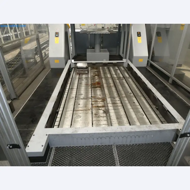 High-tech machinery for prototyping, model making, mold making (automotive)-2