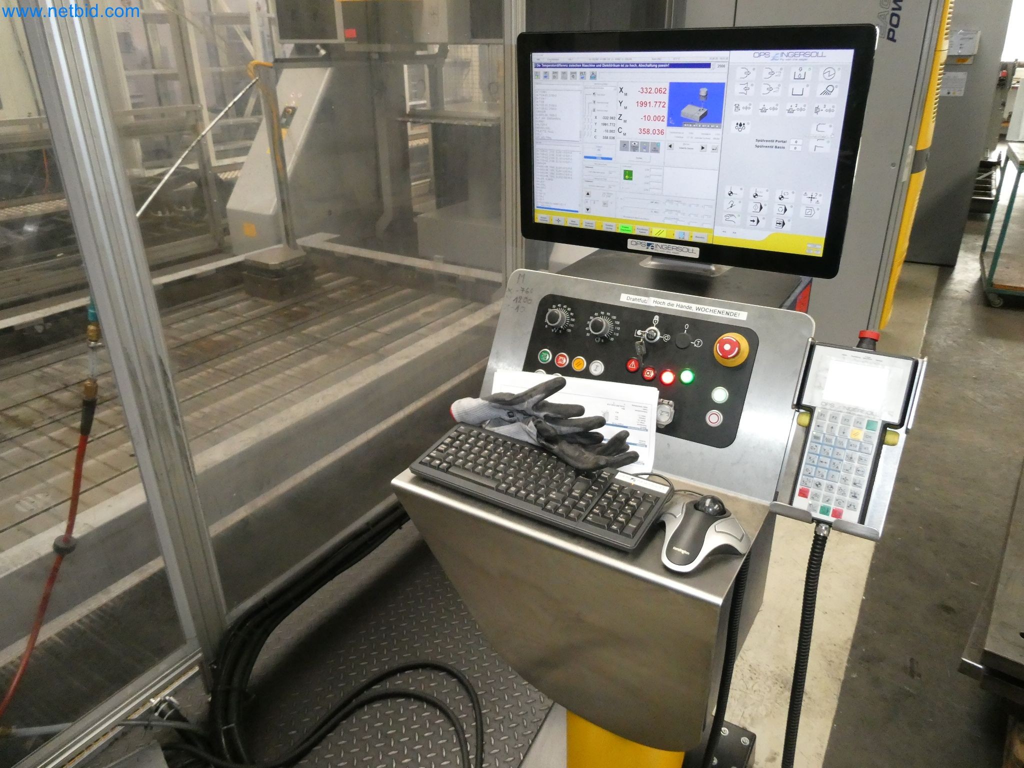 High-tech machinery for prototyping, model making, mold making (automotive)-4