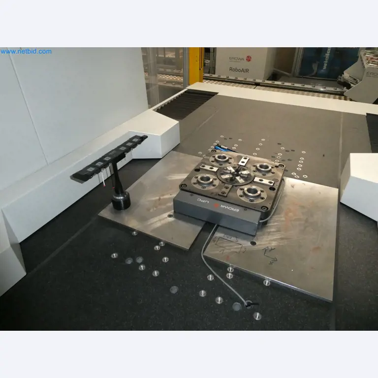 High-tech machinery for prototyping, model making, mold making (automotive)-3